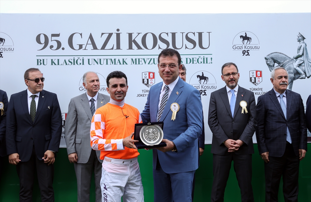 95. Gazi Koşusu'nun ödül töreni yapıldı