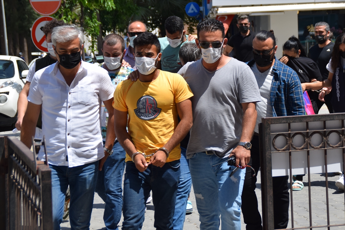 Aydın'da emekli doktoru dolandırdığı öne sürülen 10 şüpheli yakalandı