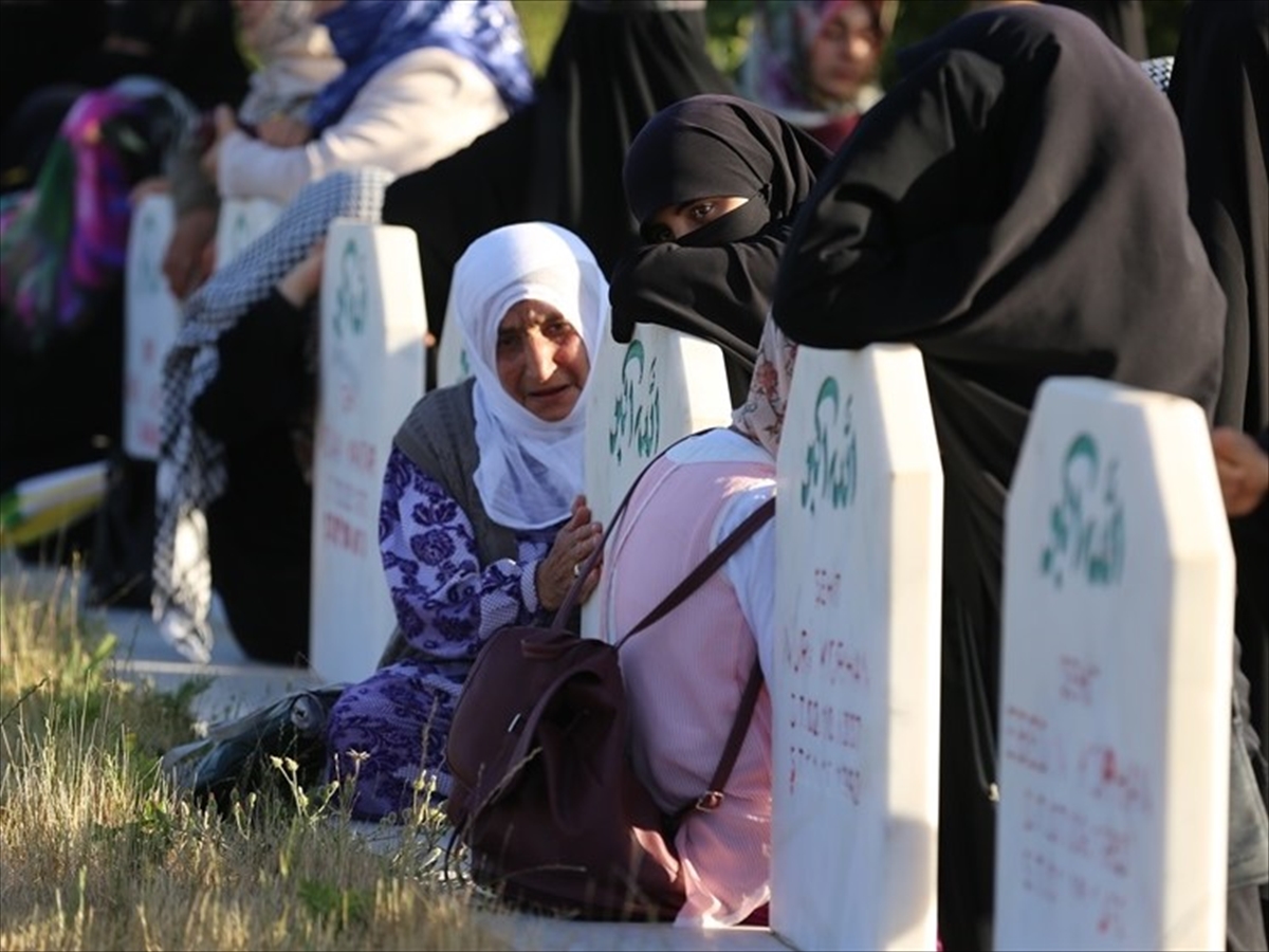 Diyarbakır'da terör örgütü PKK'nın “Susa Katliamı”nda hayatını kaybedenler anıldı