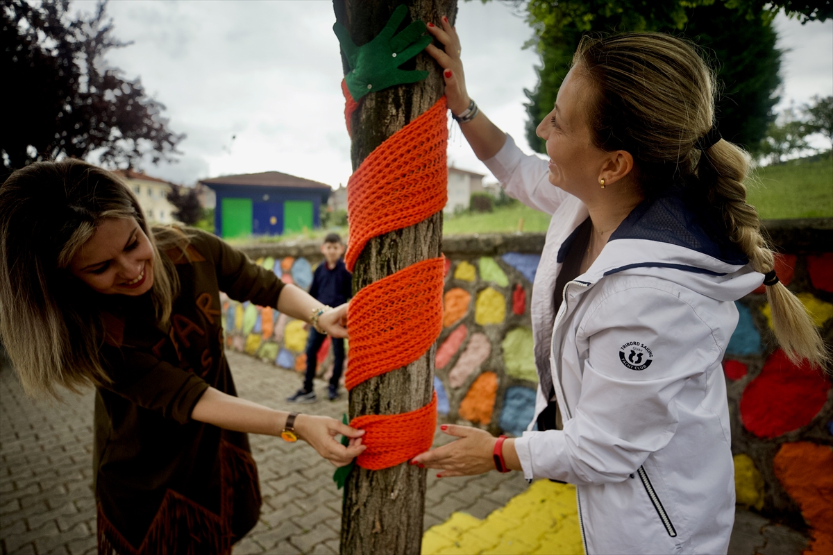 Düzce sokakları gönüllüler ve dezavantajlı grupların bir araya getirilmesiyle renklendi