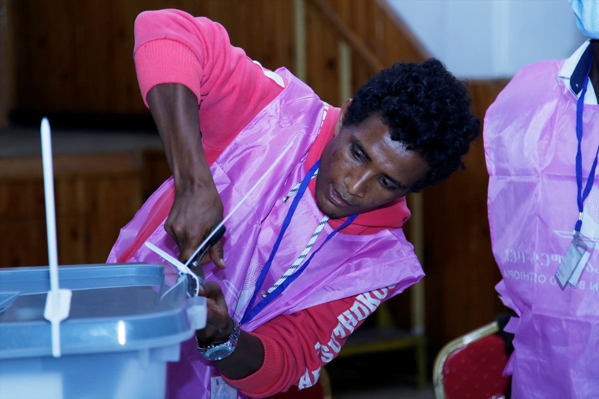 Etiyopya'daki genel seçimlerinde oy kullanma işlemi sona erdi