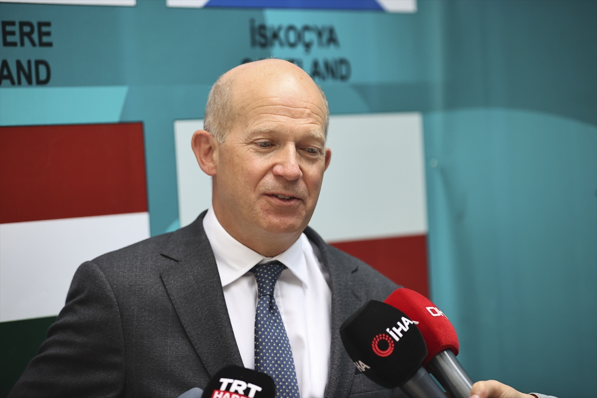 EURO 2020'ye katılan ülkelerin Ankara Büyükelçileri penaltı turnuvasında buluştu