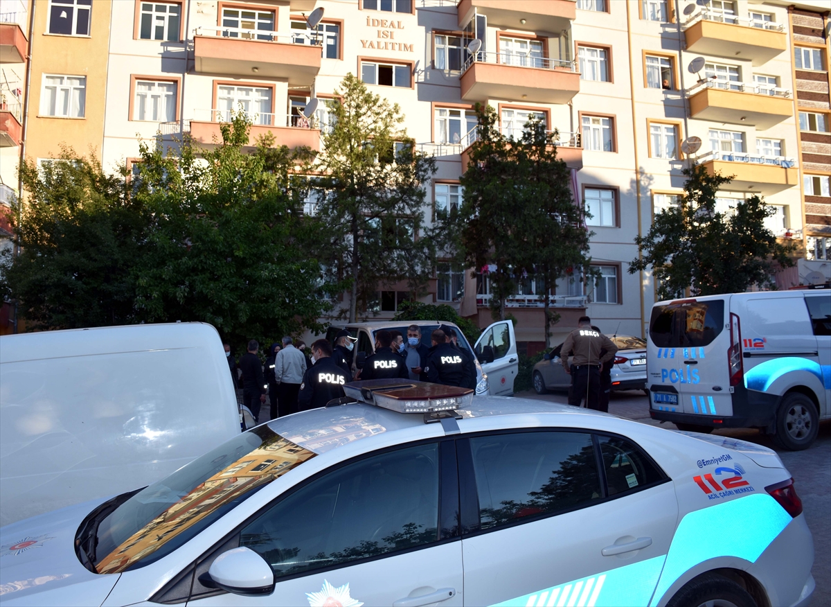 Kırıkkale'de eşi tarafından bıçaklanan kadın öldü