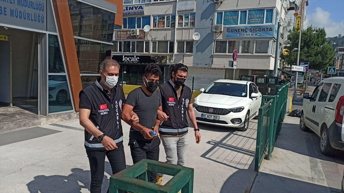 Kocaeli'de telefonla aradıkları kişiyi 1,3 milyon lira dolandırdığı iddia edilen şüpheliler yakalandı