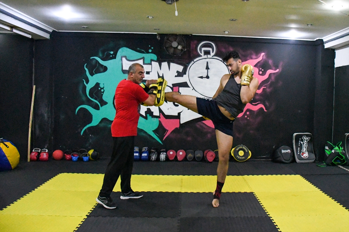 “Ringlerin Cengaver'i”nin hedefi muaythaide dünya şampiyonluğu