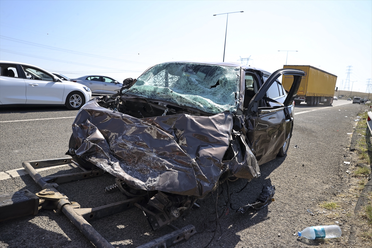 Ankara'da zincirleme trafik kazası: 17 yaralı