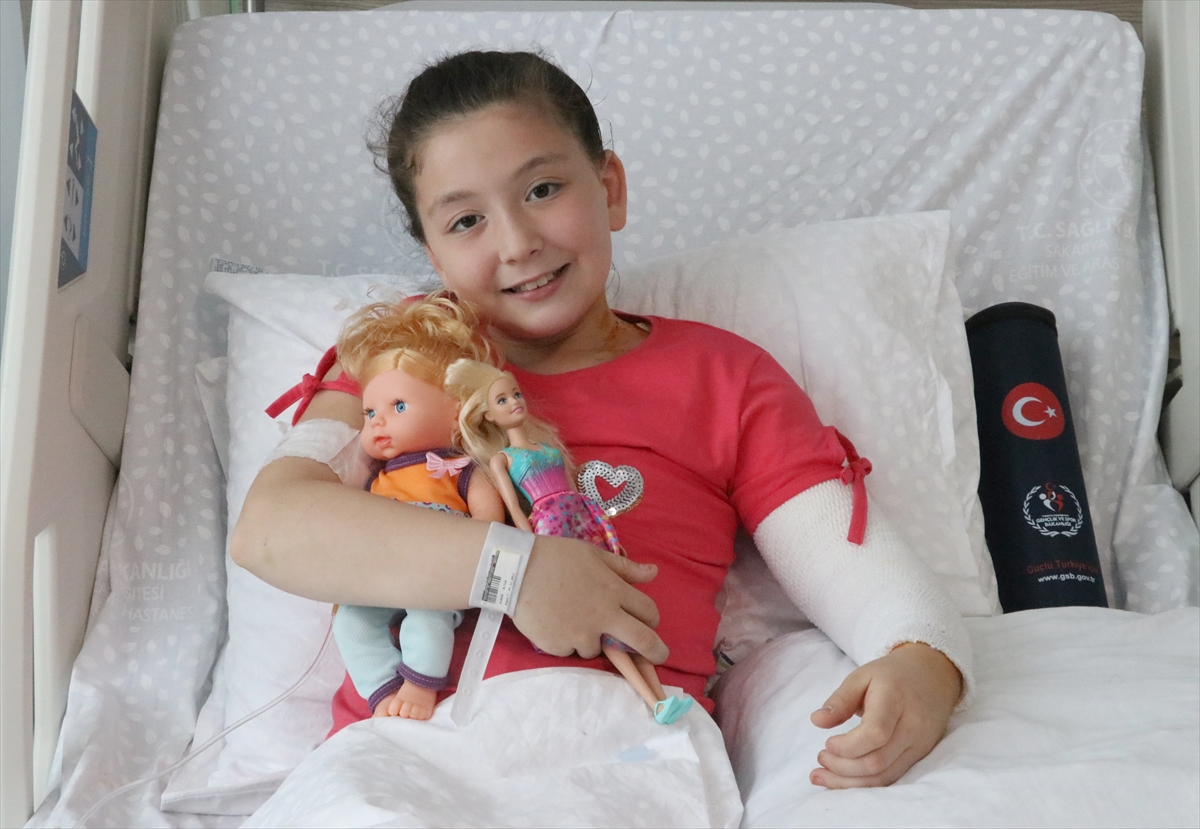 Cumhurbaşkanı Erdoğan'ın ziyaret ettiği küçük Elanur, yaşadığı mutluluğu anlattı: