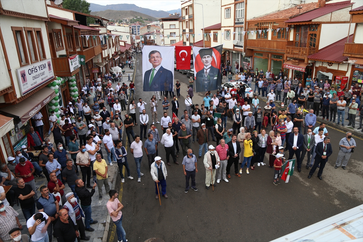 Gelecek Partisi Genel Başkanı Ahmet Davutoğlu, partisinin Oltu İlçe Teşkilatını açtı