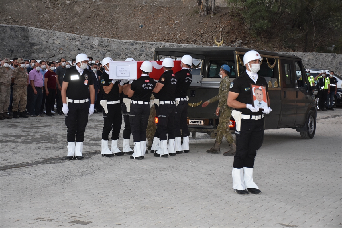 Hakkari'de şehit İl Emniyet Müdür Yardımcısı Cevher için tören düzenlendi