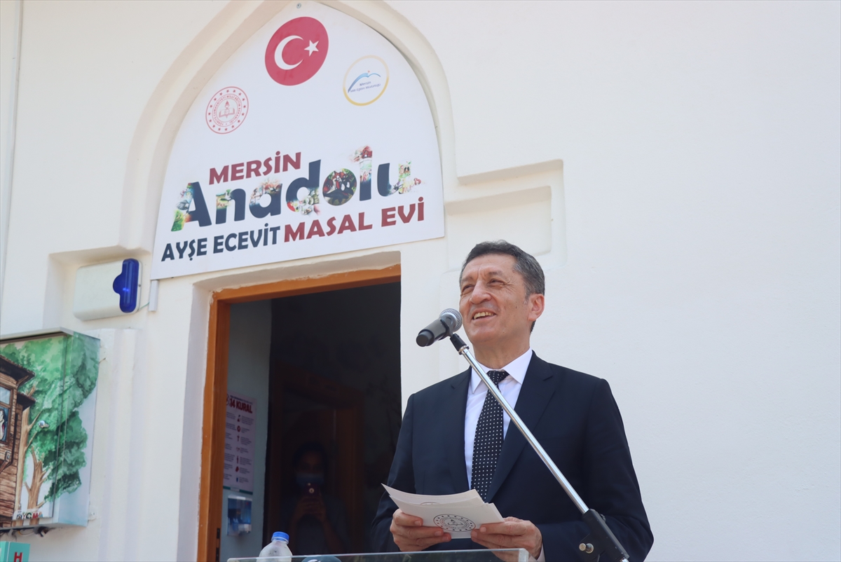 Milli Eğitim Bakanı Ziya Selçuk, Mersin'de Ayşe Ecevit Masal Evi'nin açılışına katıldı:
