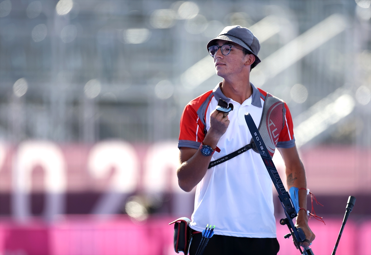 Milli okçu Mete Gazoz'dan tarihi galibiyet