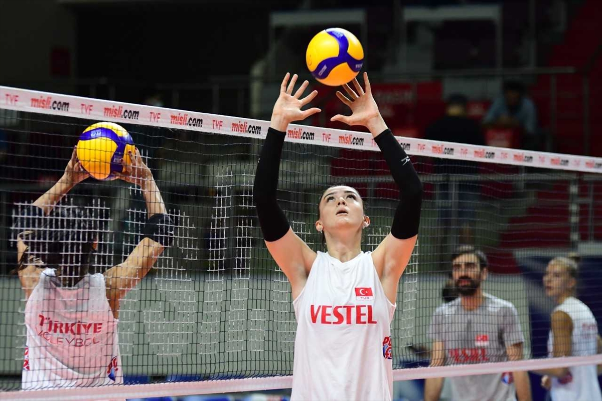 Milli voleybolcu Zehra Güneş: “Çok iyi bir kamp süreci geçirdik”