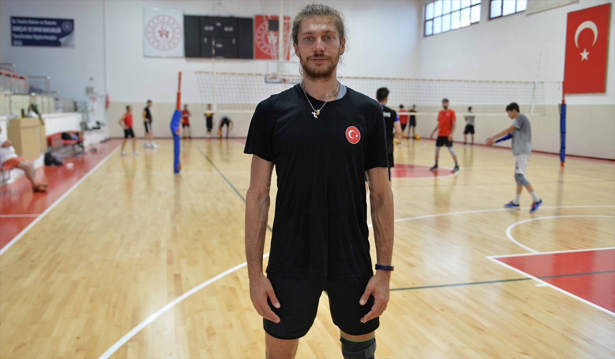 İşitme engelli milli voleybolcular “dünya şampiyonu” unvanını korumak istiyor