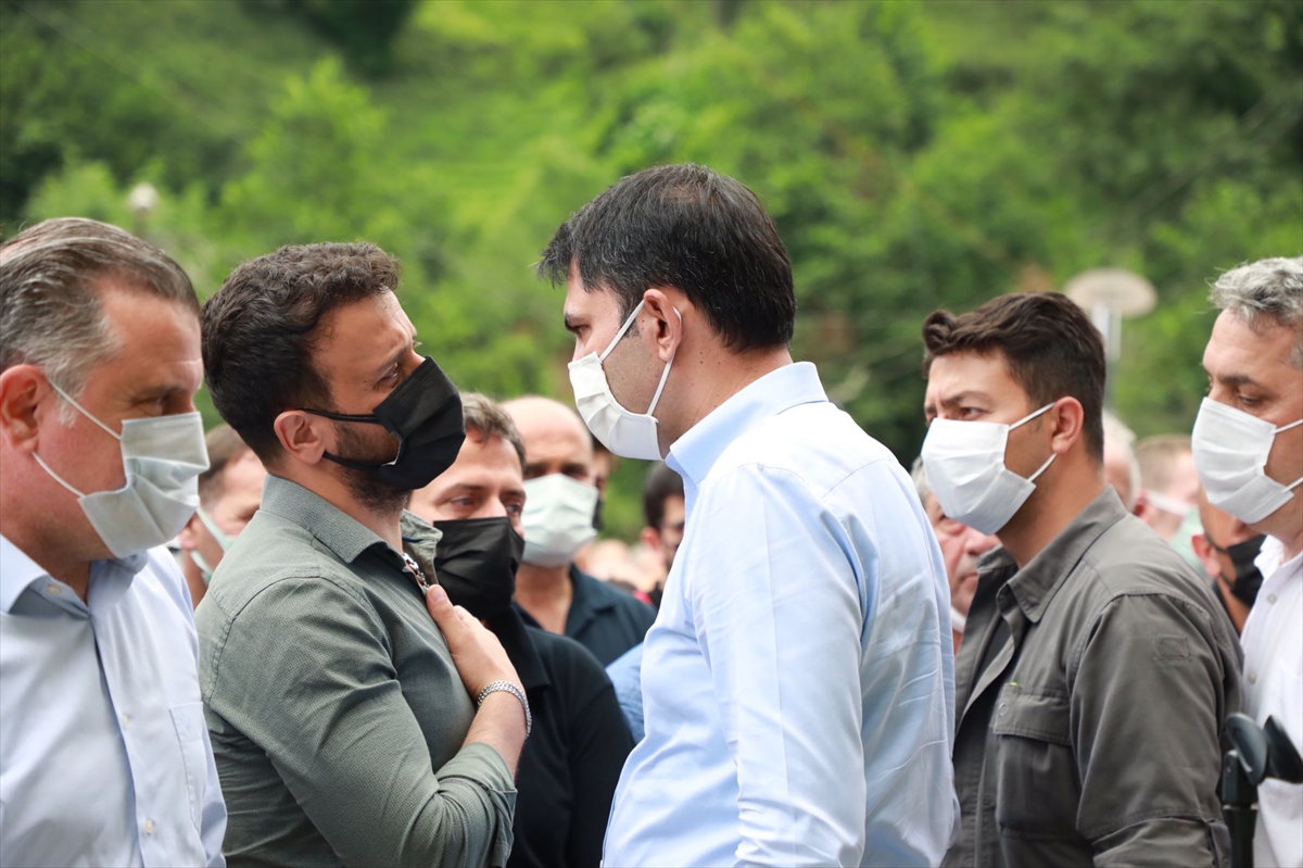 Rize'deki sel ve heyelanda hayatını kaybeden 2 kişinin cenazesi defnedildi