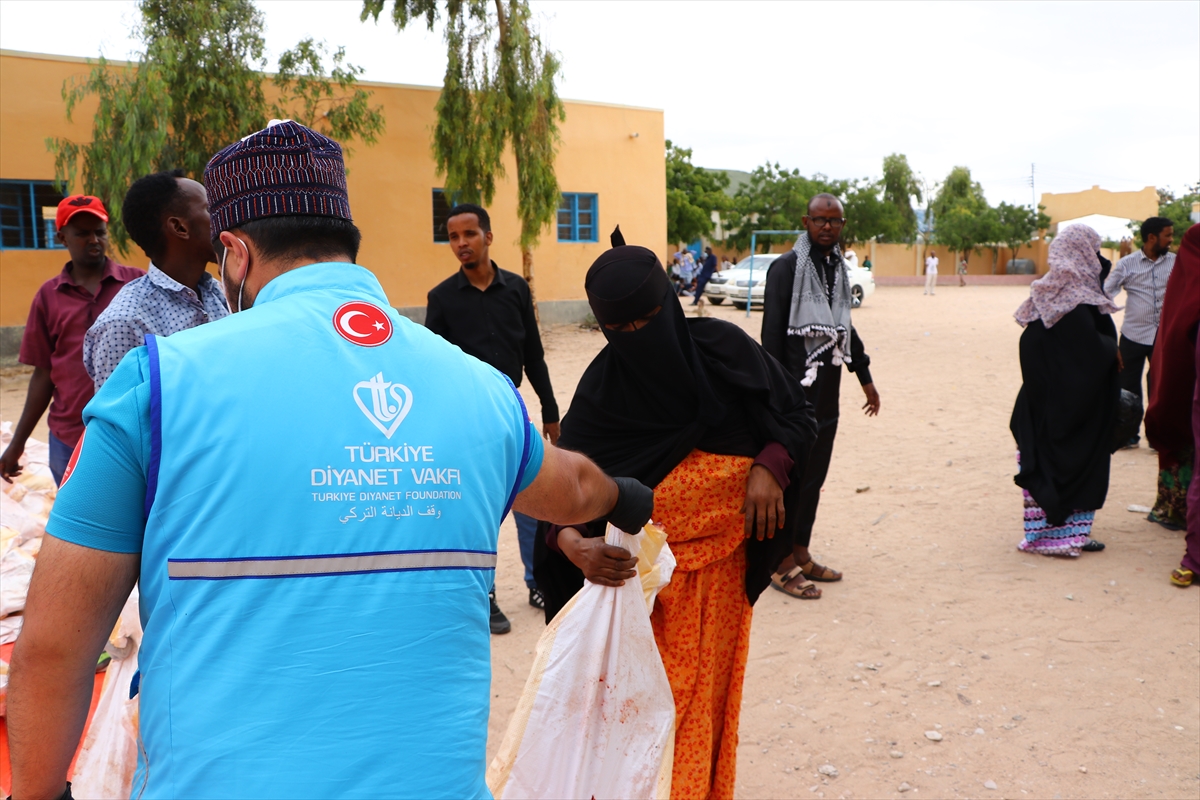 TDV tarafından Somaliland'da kesilen kurbanlar ihtiyaç sahiplerine ulaştırıldı
