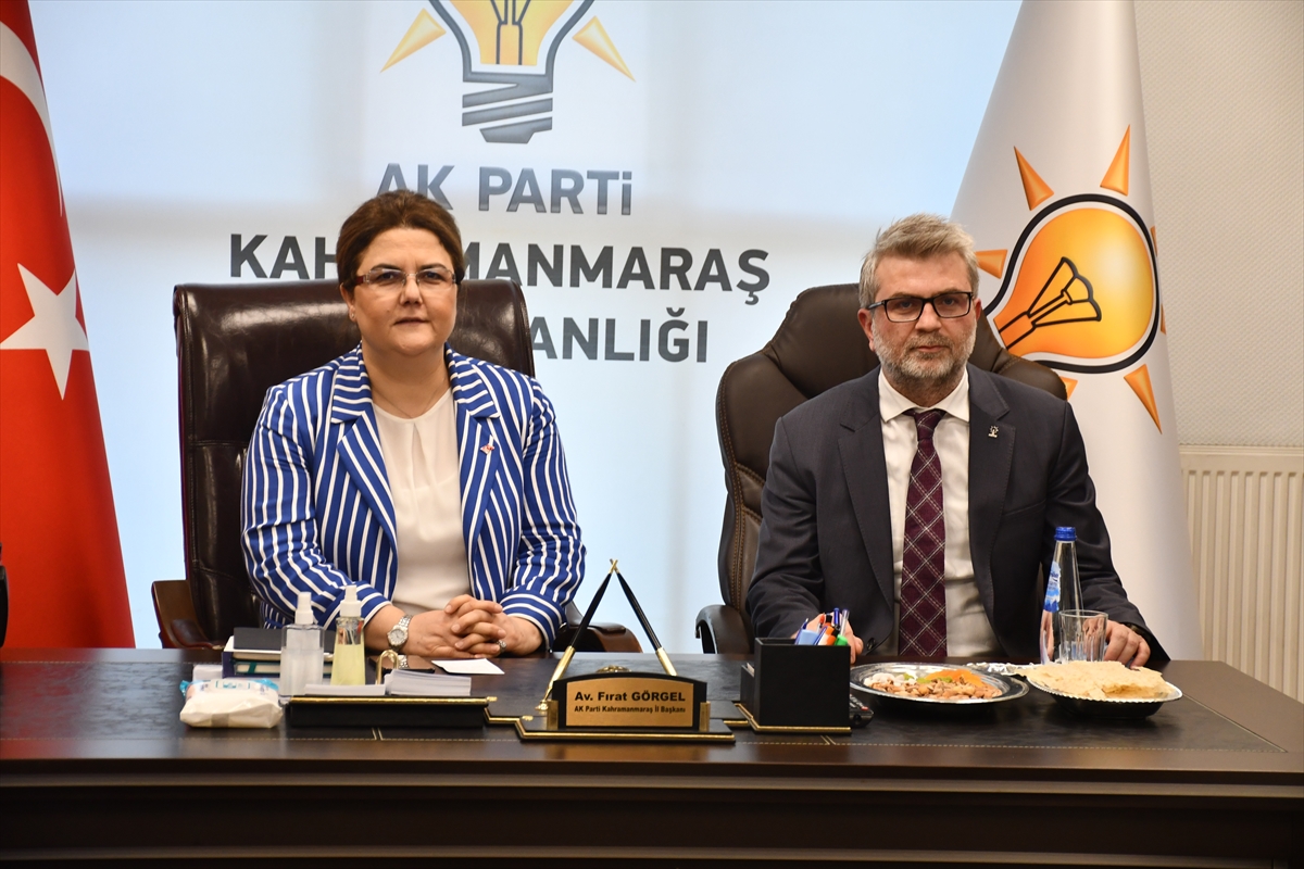 Aile ve Sosyal Hizmetler Bakanı Derya Yanık, AK Parti Kahramanmaraş İl Başkanlığını ziyaret etti: