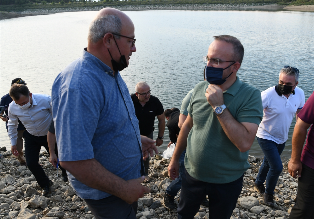 AK Parti Grup Başkanvekili Turan, Çanakkale'de göletlerin balıklandırılması etkinliğine katıldı: