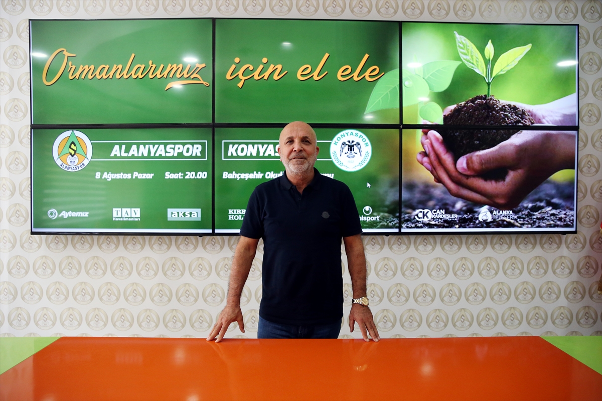 Alanyaspor ve Konyaspor, orman yangınlarında zarar görenler için hazırlık maçı yapacak