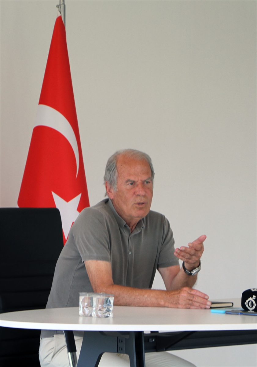Altay Teknik Direktörü Mustafa Denizi: “Öncelikli hedefimiz bu ligde fark yaratmaktır”