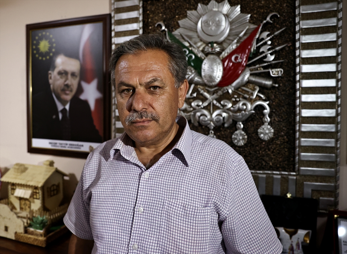 Antalya'nın Gündoğmuş ilçesindeki orman yangınını söndürme çalışmaları aralıksız sürüyor
