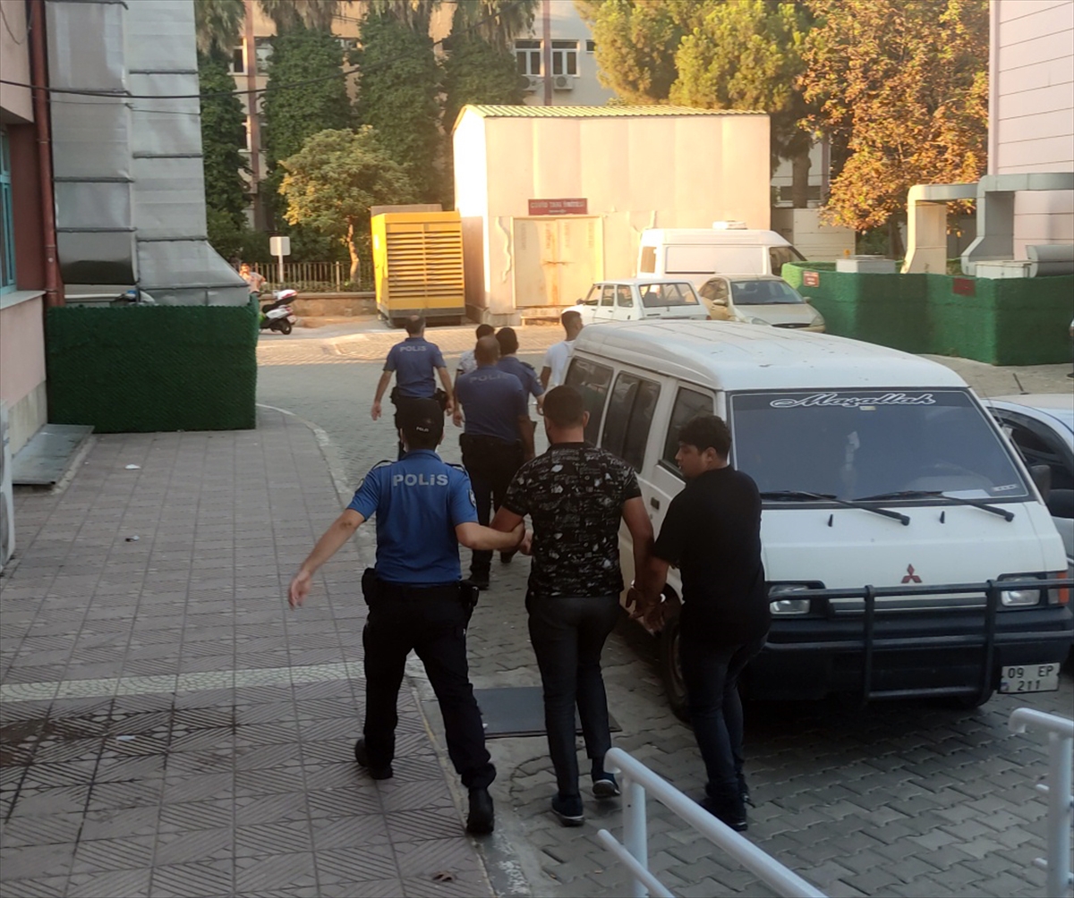 Aydın'da asker eğlencesinde 2 kişinin yaralandığı silahlı kavgaya ilişkin  4 şüpheli tutuklandı