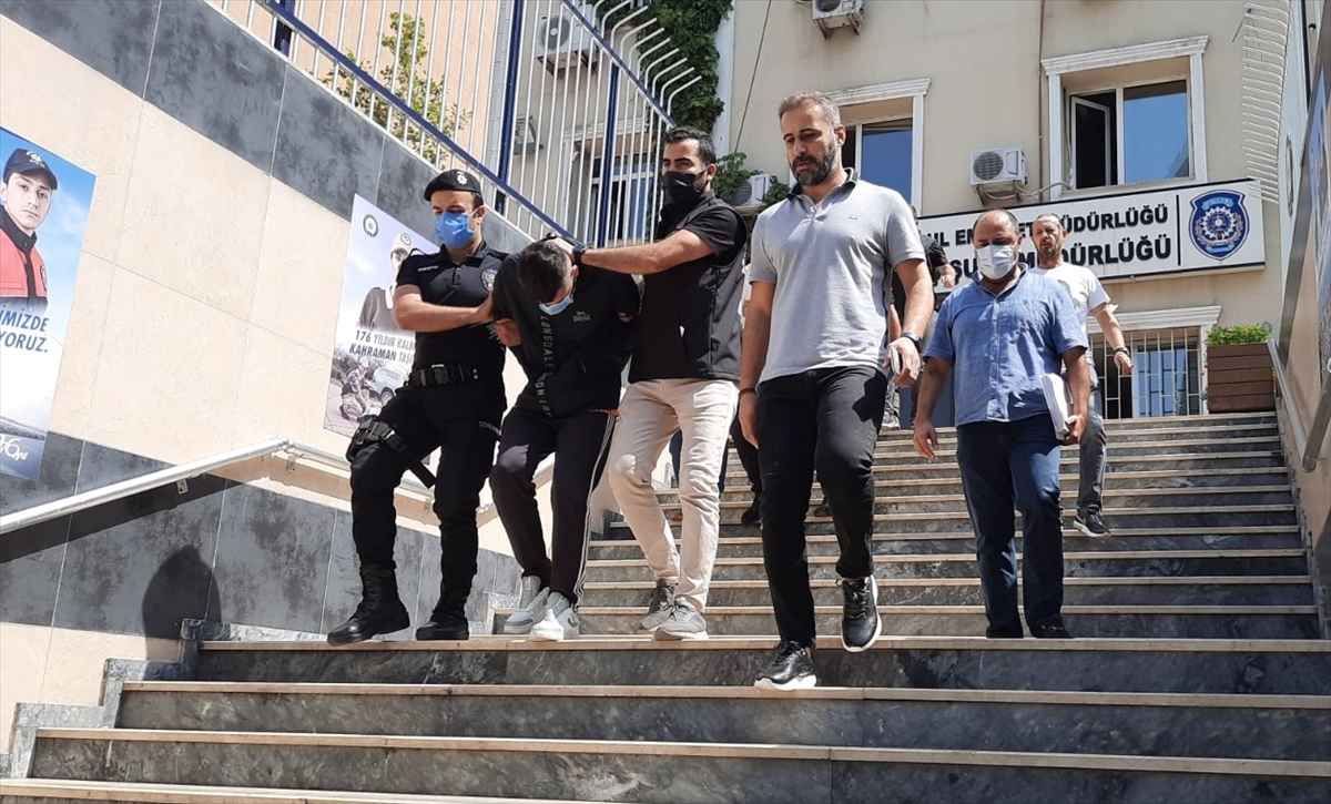 Beyoğlu'nda bir kişinin öldüğü silahlı saldırıya ilişkin 5 şüpheli yakalandı