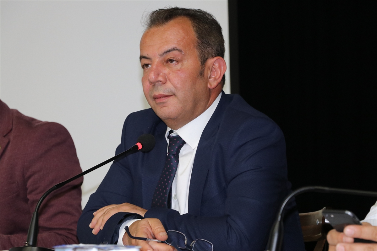 Bolu Belediye Başkanı'nın yabancıların faydalandığı bazı hizmetlere yönelik zam önergesi oylanamadı