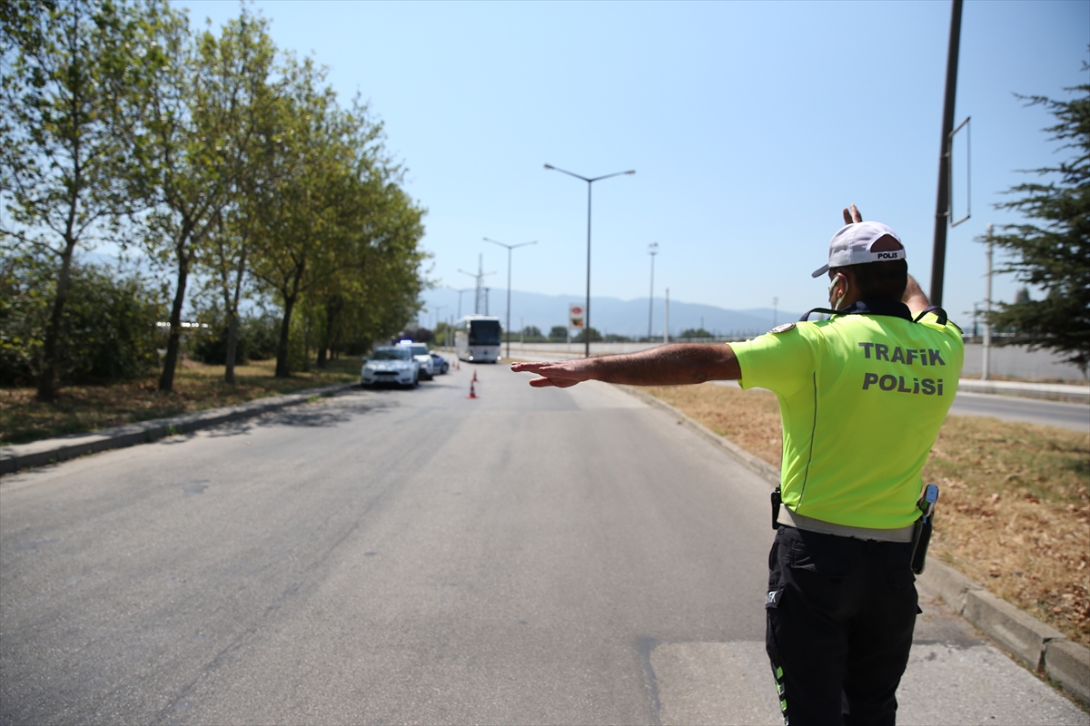 Bursa'da şehirler arası yolcu otobüsleri denetleniyor