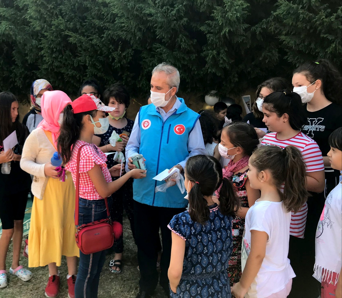 Edirne'de Kur'an kursu öğrencileri harçlıklarını selden zarar görenlere gönderdi