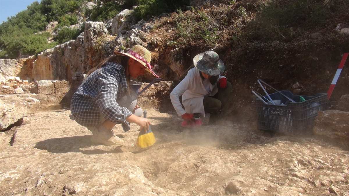 Mersin'deki Olba Antik Kenti'nde arkeolojik kazılar sürüyor