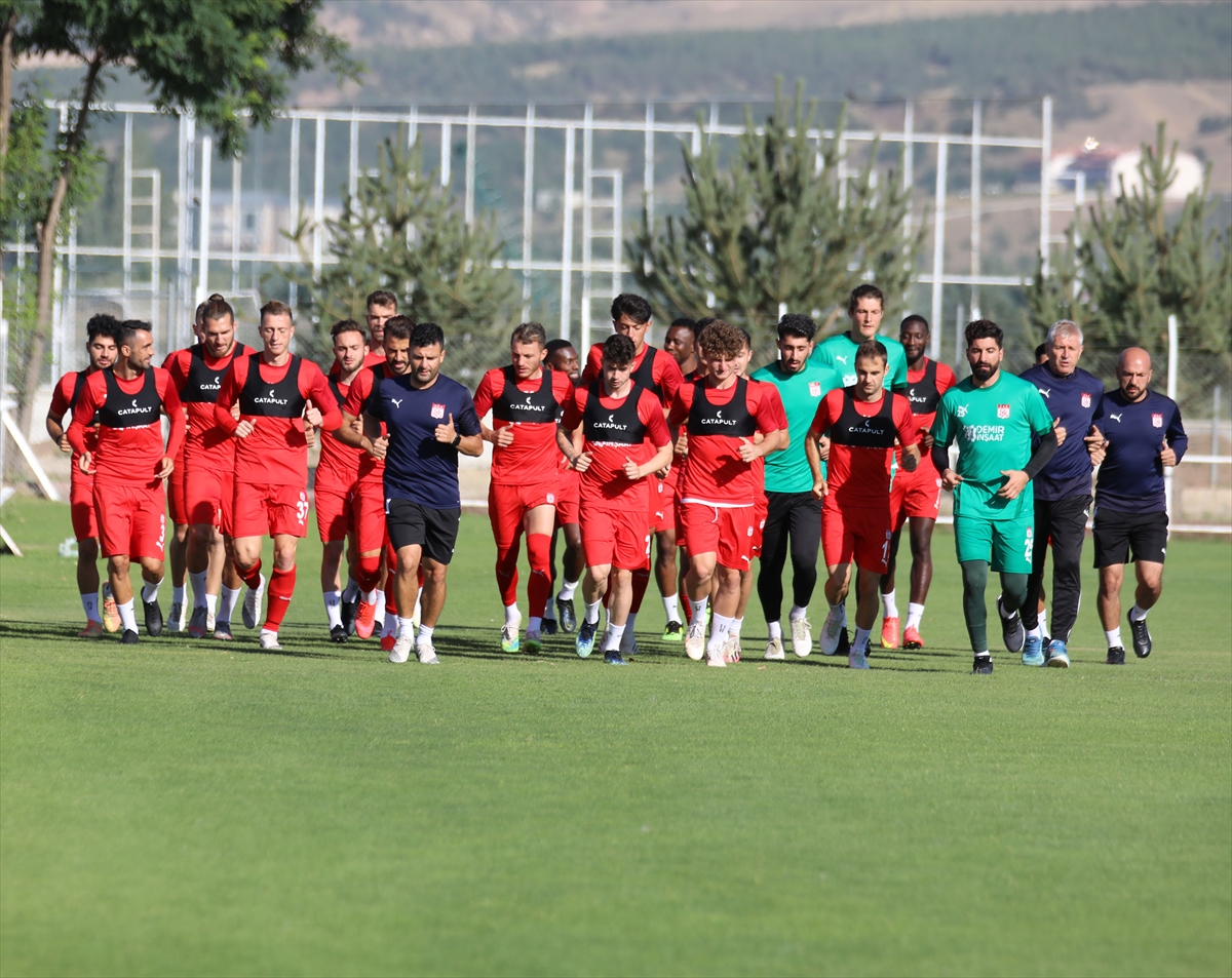 Sivasspor'da Dinamo Batum maçının hazırlıkları başladı
