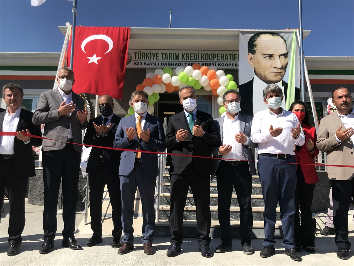 Tarım Kredi Genel Müdürü Fahrettin Poyraz Bursa'da kooperatif marketlerle ilgili konuştu: