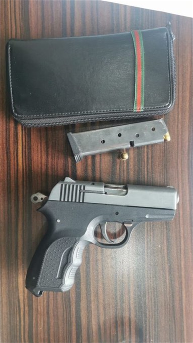 Trabzon'da tartıştığı kişiyi silahla yaralayıp kaçan zanlı mağazada yakalandı