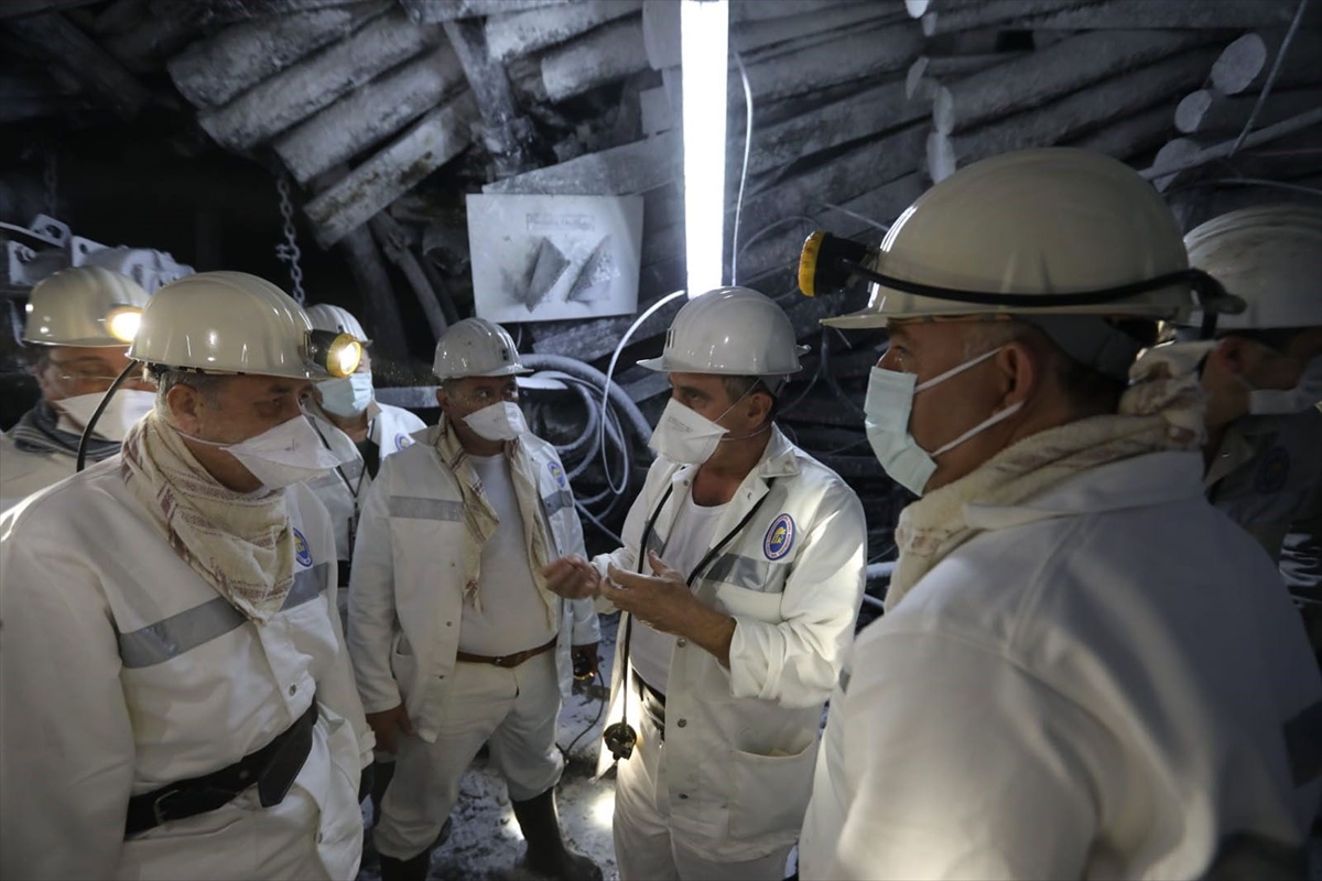 Zonguldak Valisi Tutulmaz, maden ocağında incelemelerde bulundu