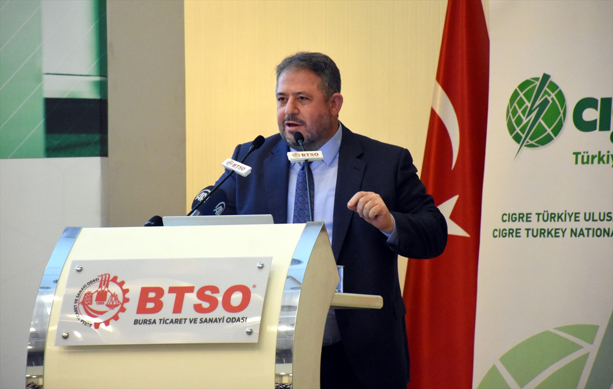 Bursa'daki “CIGRE Türkiye Sektör Buluşmaları”nda elektrikli araçlar konuşuldu