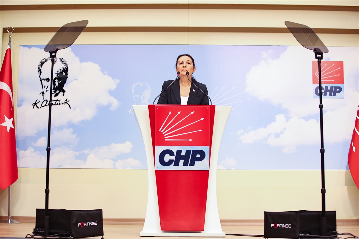 CHP'li Karabıyık, salgında yüz yüze eğitimde yaşanan sorunları değerlendirdi: