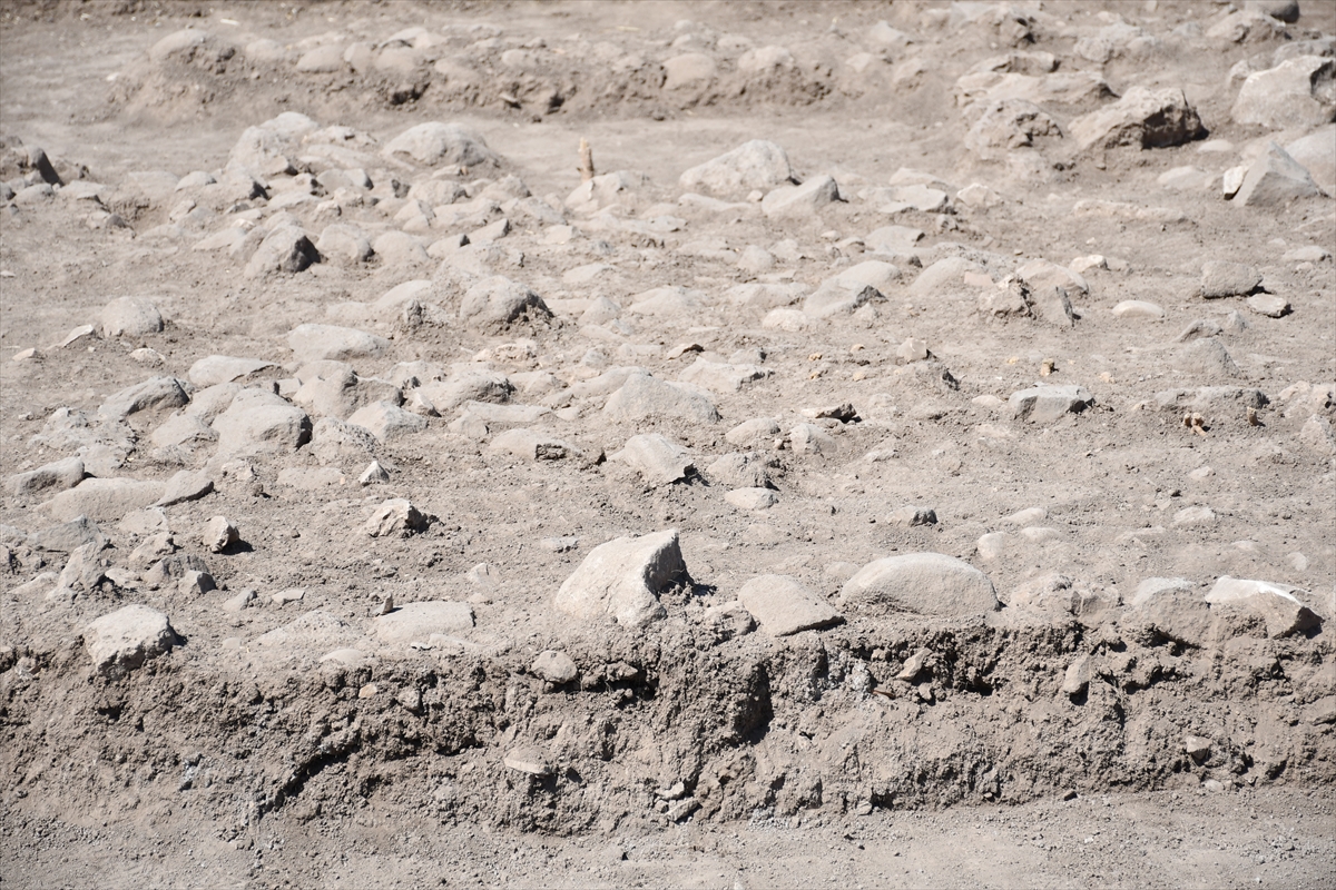Domuztepe Höyüğü'nde 7 bin 500 yıllık yerleşim yeri tespit edildi