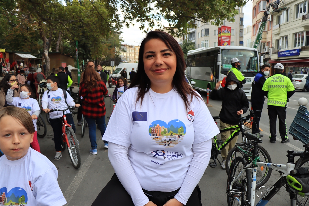 Kırklareli'nde çocuklar aileleriyle pedal çevirdi