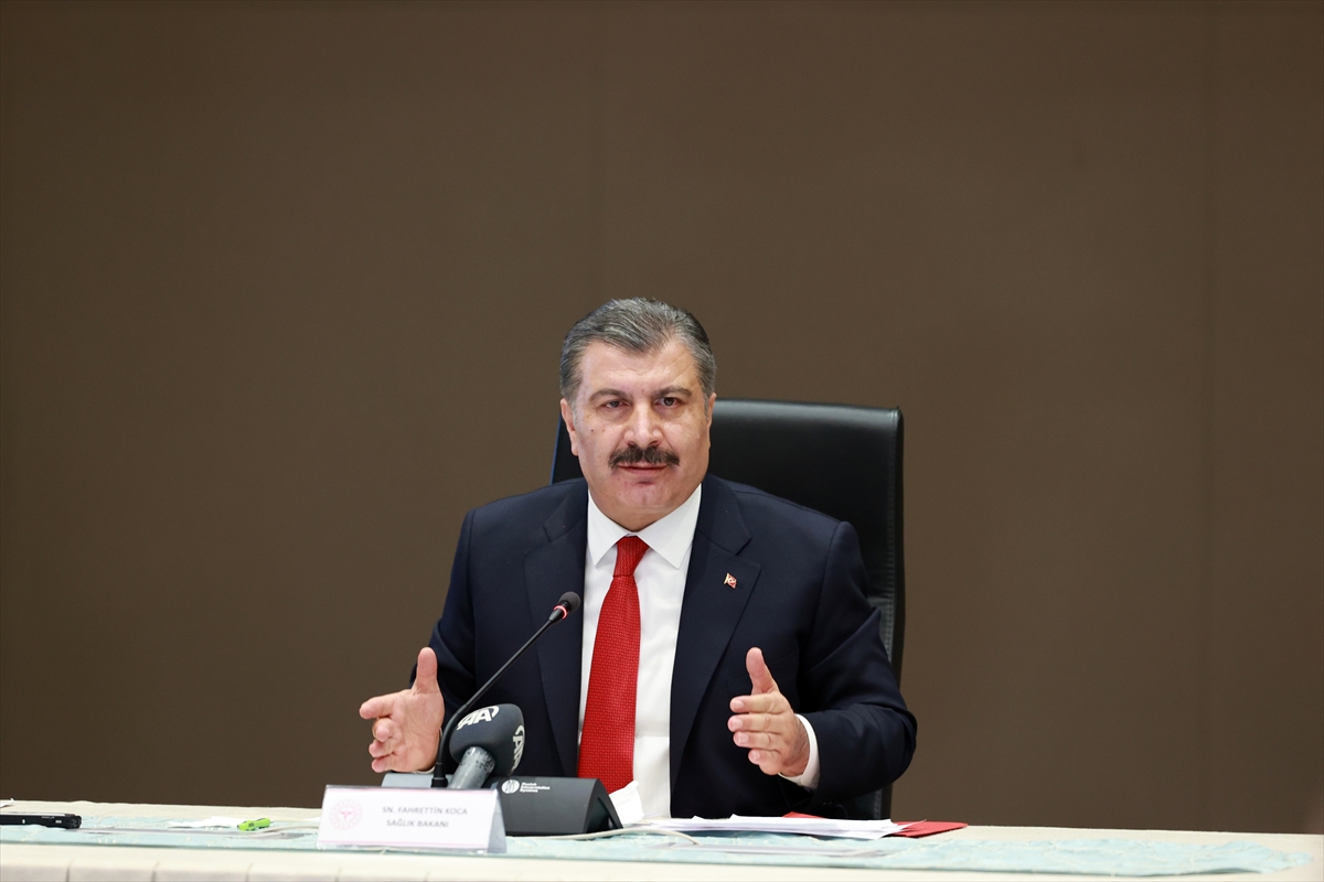 YÖK Başkanı Prof. Dr. Erol Özvar, Koronavirüs Bilim Kurulu toplantısının ardından konuştu: