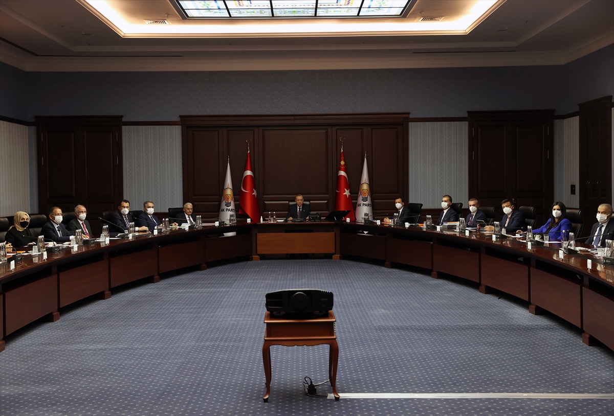 AK Parti MYK toplandı