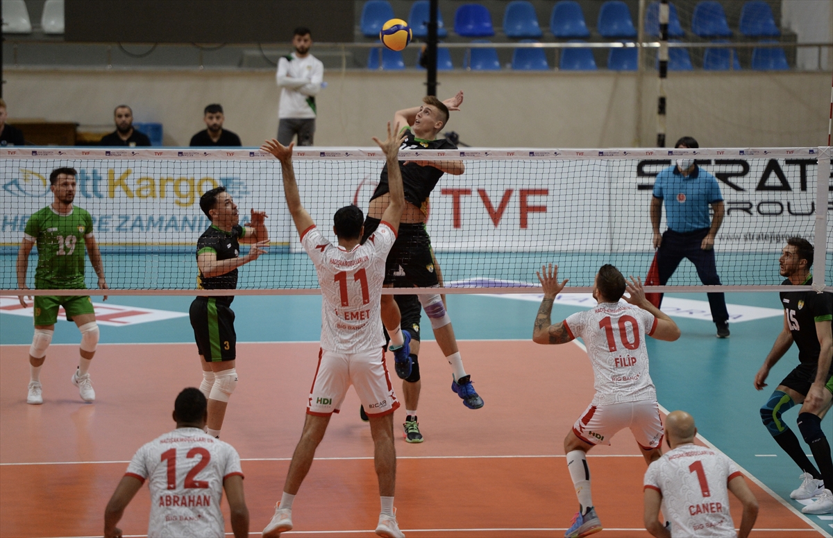 Voleybol: AXA Sigorta Efeler Ligi
