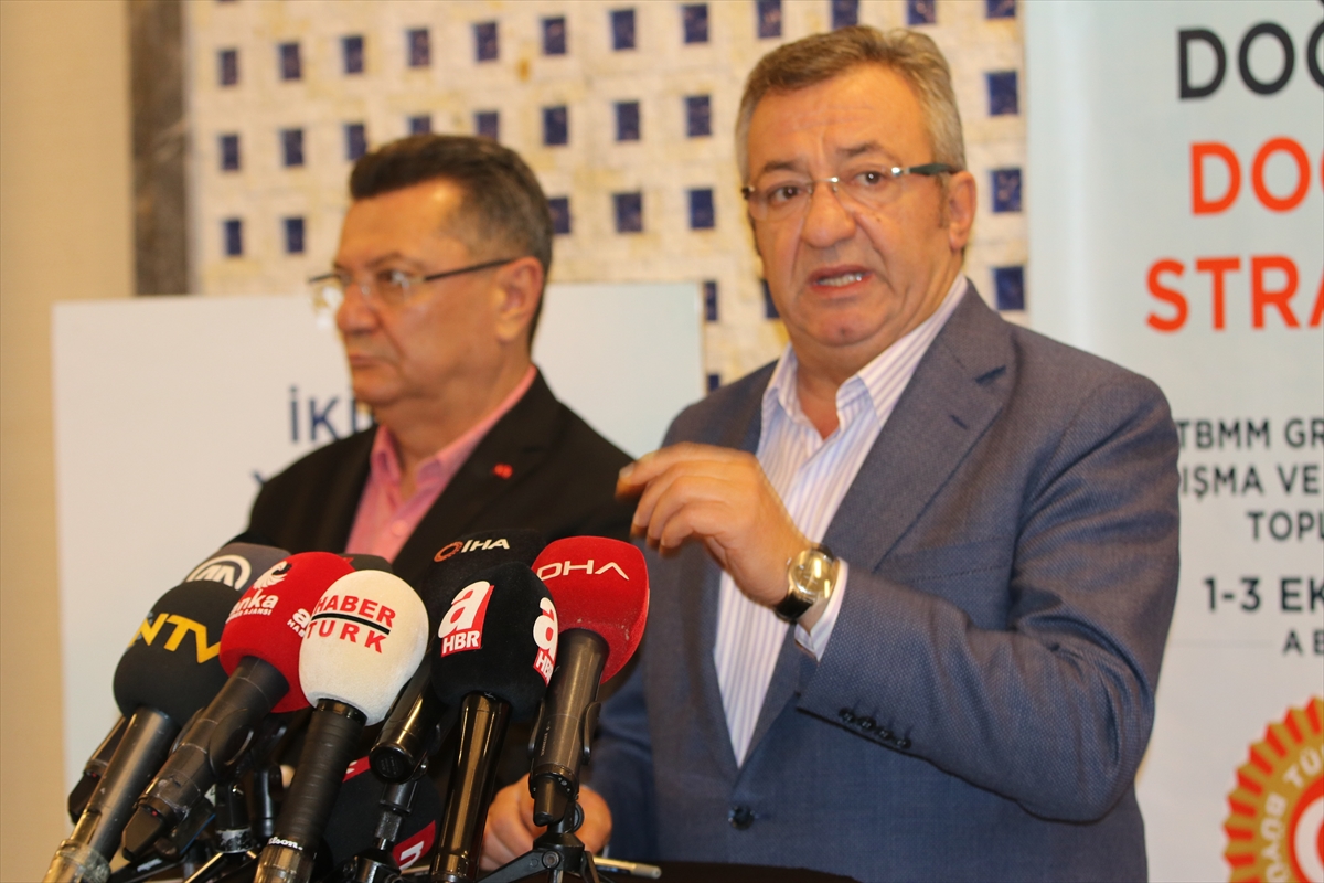 CHP Grup Başkanvekili Altay, partisinin Abant kampında konuştu: