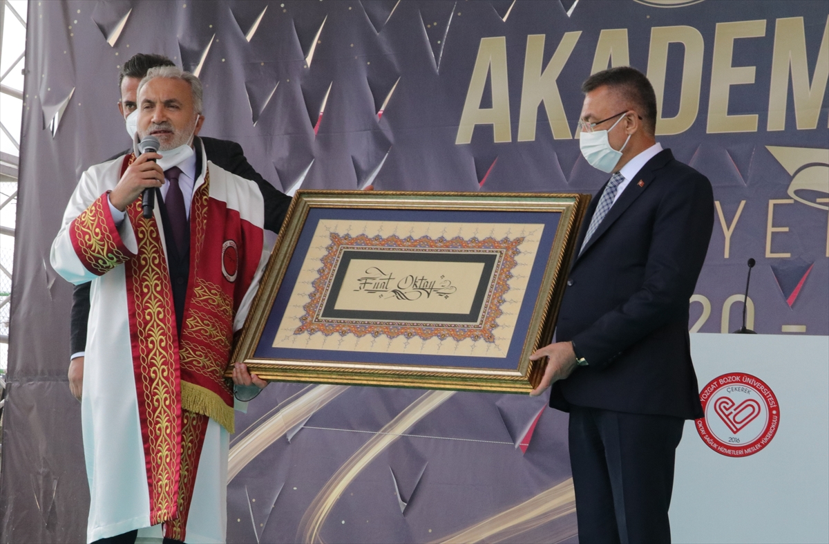 Cumhurbaşkanı Yardımcısı Oktay, Yozgat'ta meslek yüksekokulu mezuniyet töreninde konuştu: