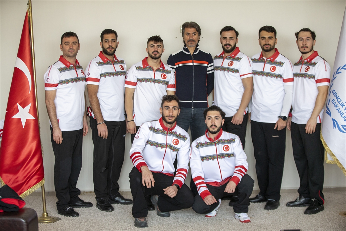 Curling: 2022 Kış Olimpiyat Oyunları ön eleme müsabakaları