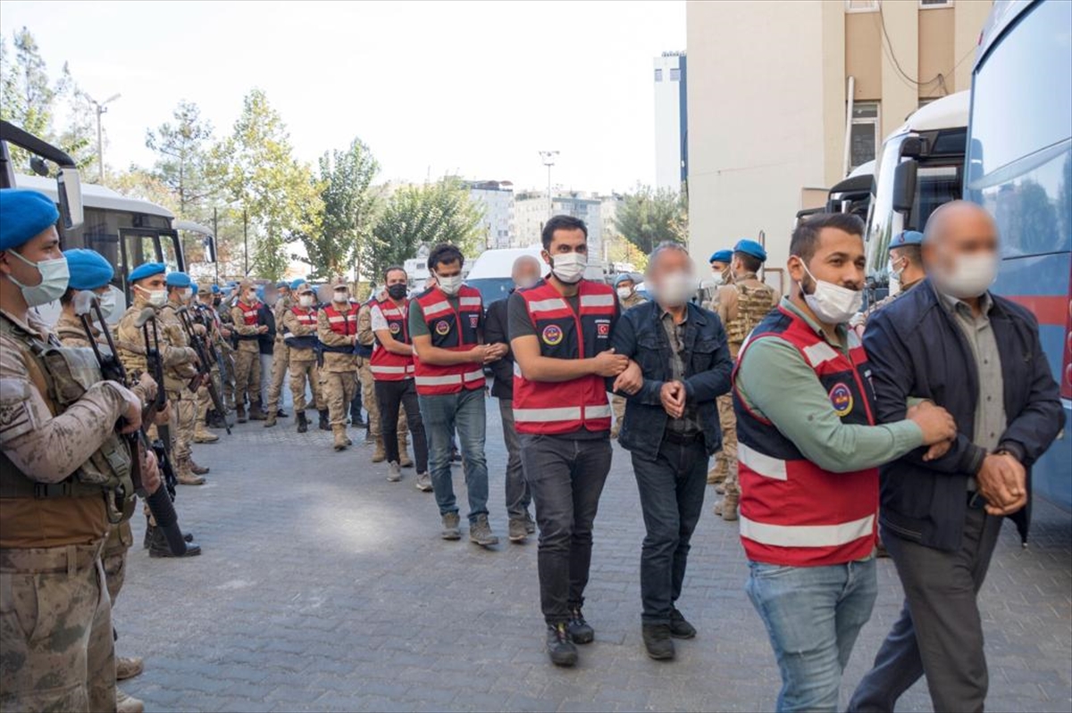 Diyarbakır'da terör operasyonunda 15 tutuklama