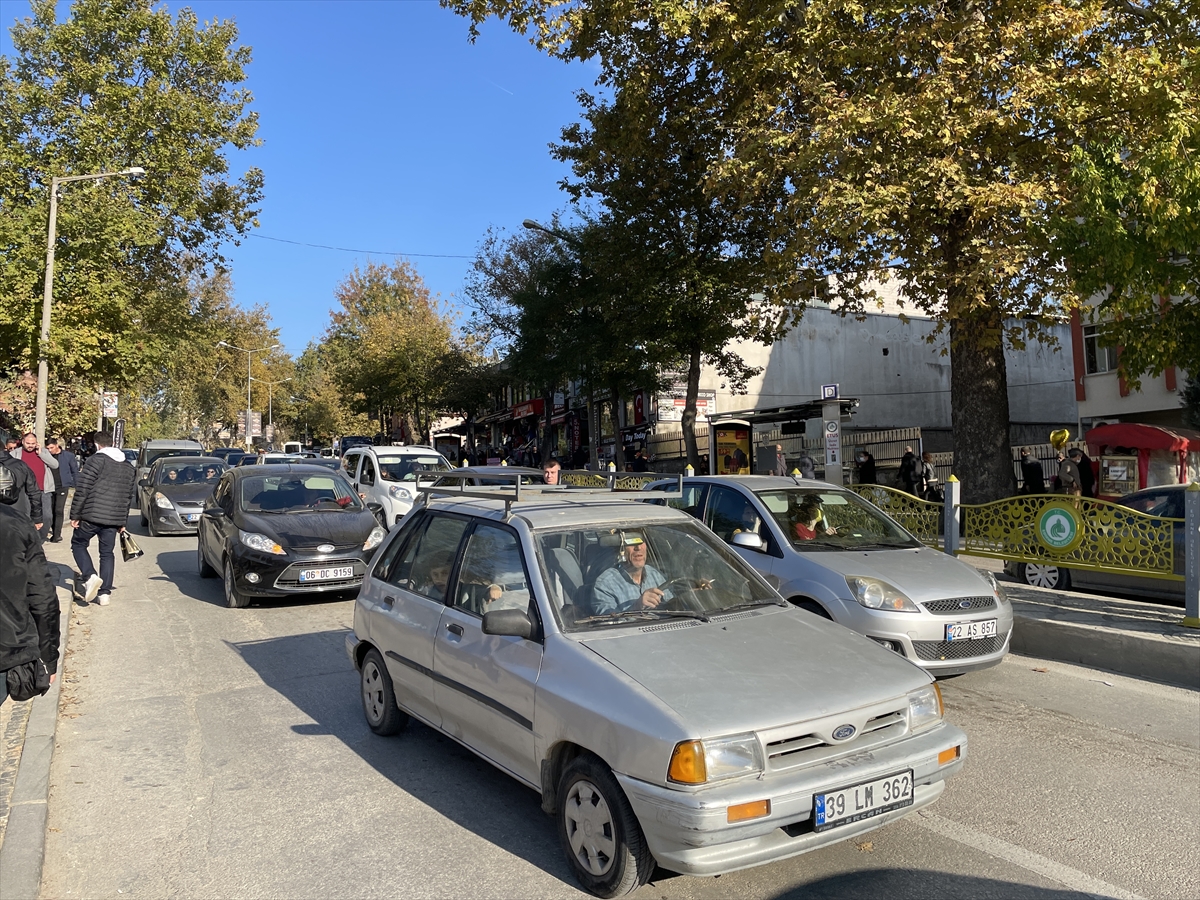 Edirne'de ciğer ustaları yoğunluktan siparişlere zor yetişti