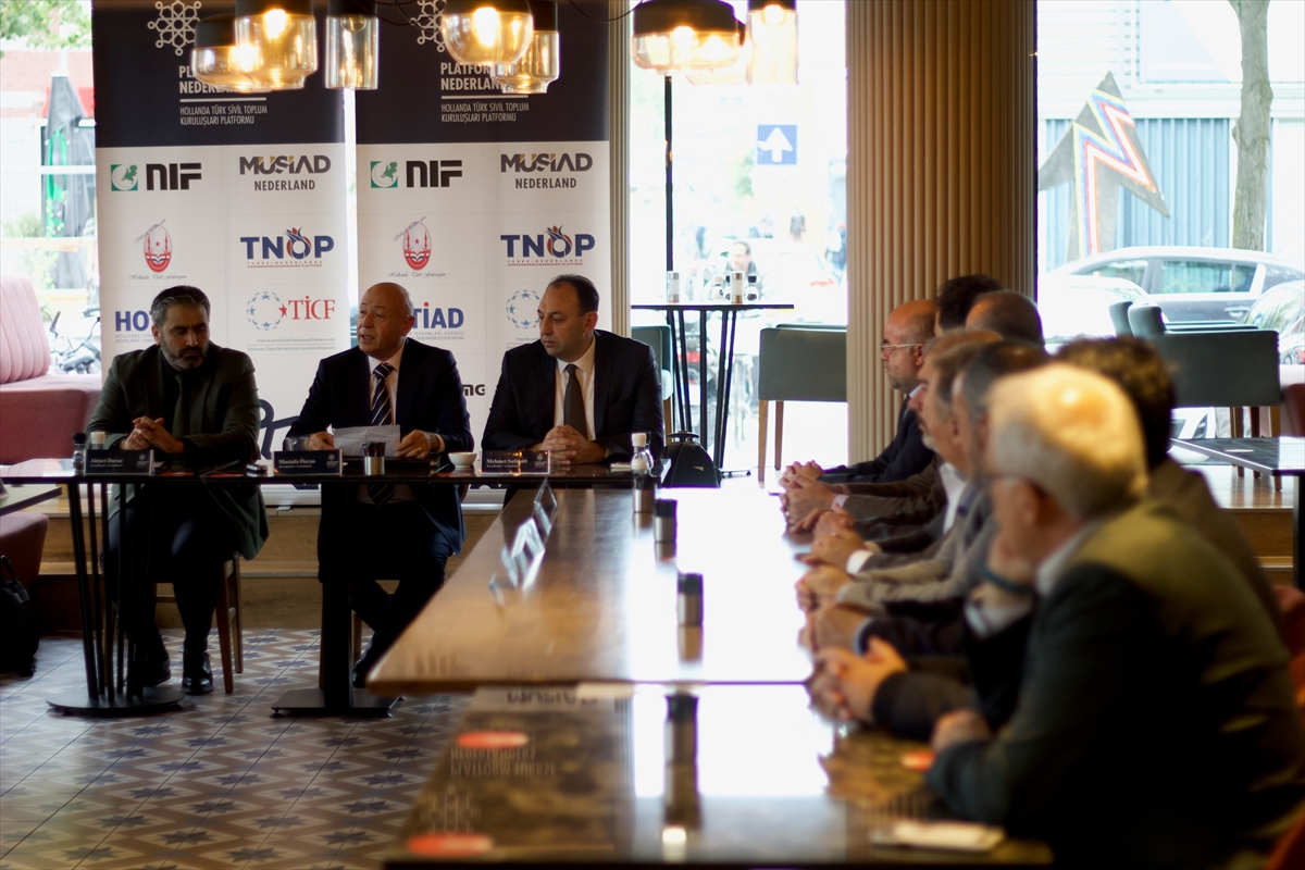 Hollanda'da ayrımcılık ve ırkçılığa karşı birlikte mücadele için Türk platformu kuruldu