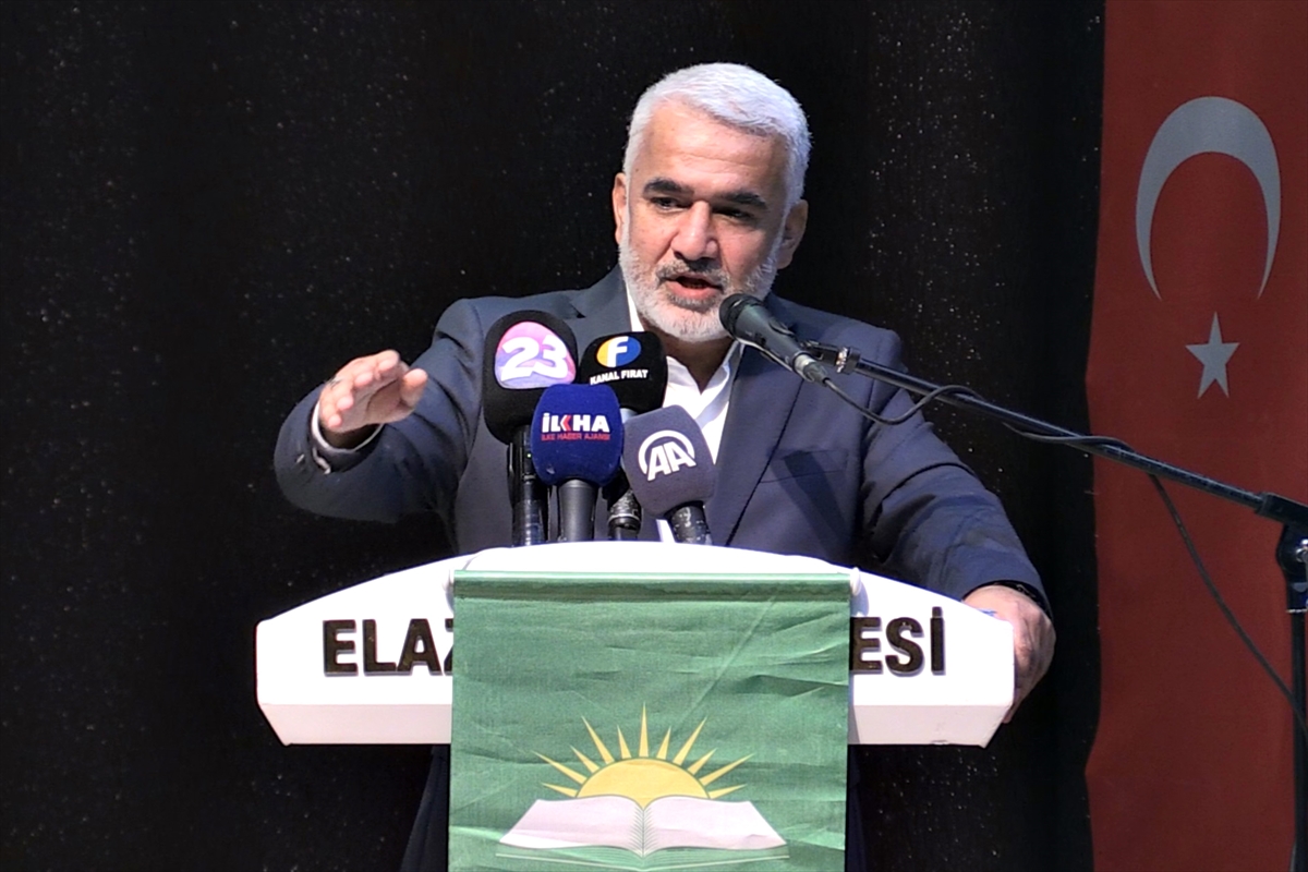 Kurban eti dağıtırken katledilen Börü ve arkadaşları Elazığ'da anıldı