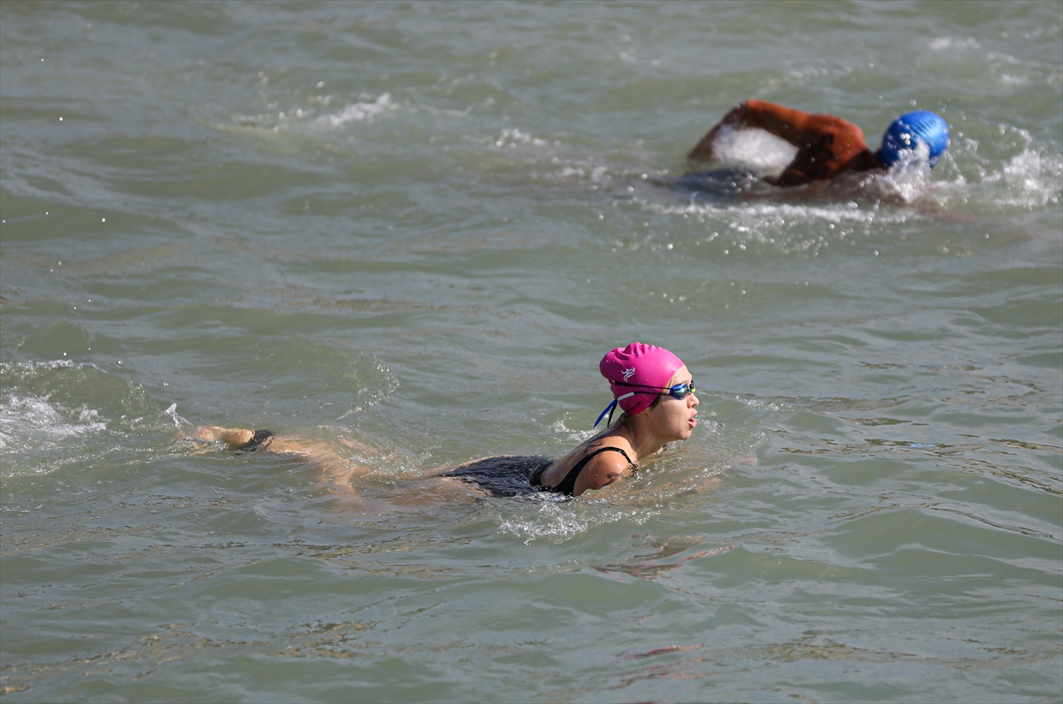 Mersin'de düzenlenen Soli Pompeiopolis Yüzme Maratonu başladı