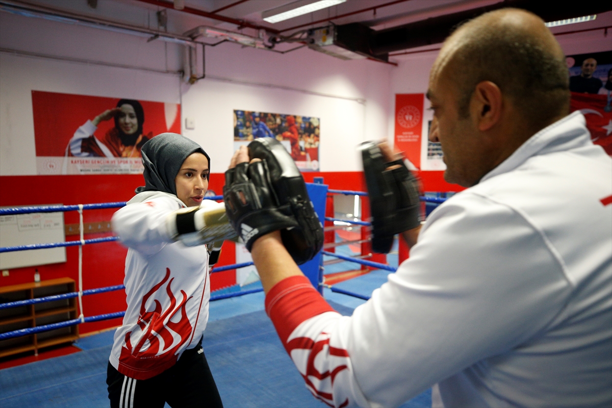 Dünya ikincisi Hayriye Türksoy Hançer, gözünü yeni madalyalara çevirdi